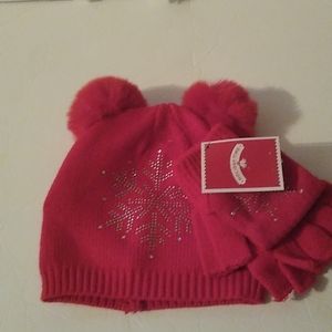 Holiday Time hat and gloves set with snow flakes on them